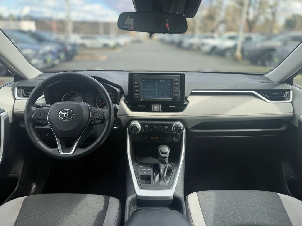 Used 2020 Toyota RAV4 XLE w/ XLE Grade Weather Package image 23