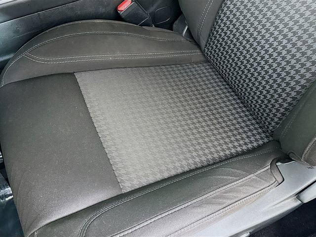 Used 2022 Dodge Challenger SXT image 18