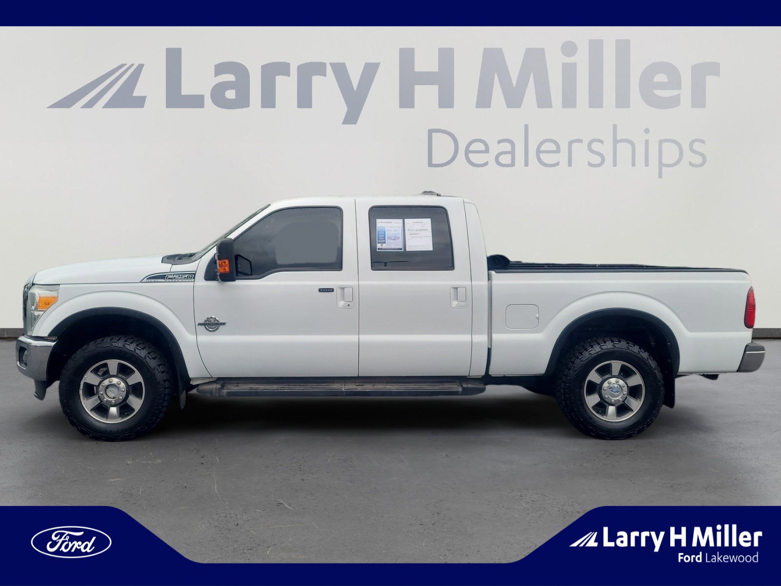 Used 2011 Ford F250 Lariat w/ Camper Pkg AWD/4WD image 2