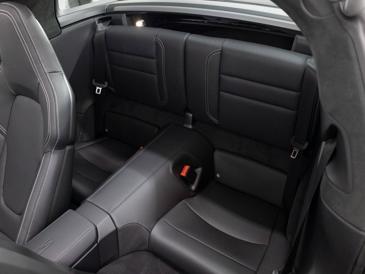 Certified 2026 Porsche 911 Targa 4 GTS image 33