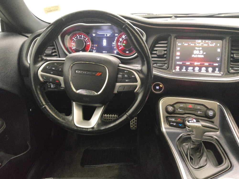 Used 2015 Dodge Challenger SXT Plus image 22