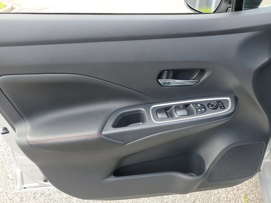 Certified 2025 Nissan Versa SR w/ Trunk Package FWD image 16