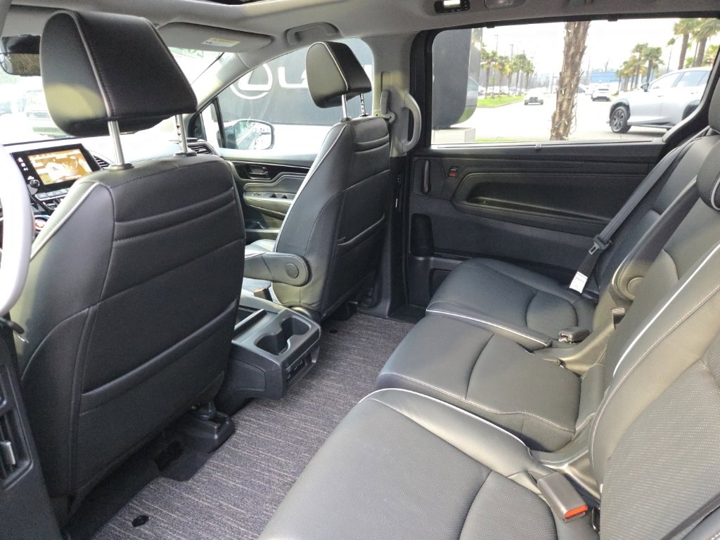 Used 2024 Honda Odyssey Elite image 15