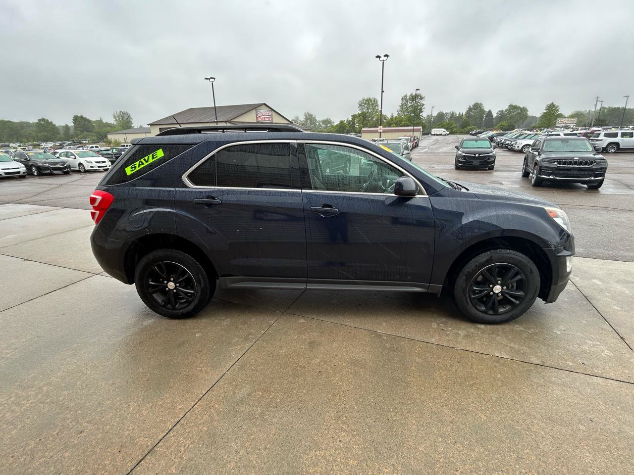 Used 2016 Chevrolet Equinox LT FWD image 4