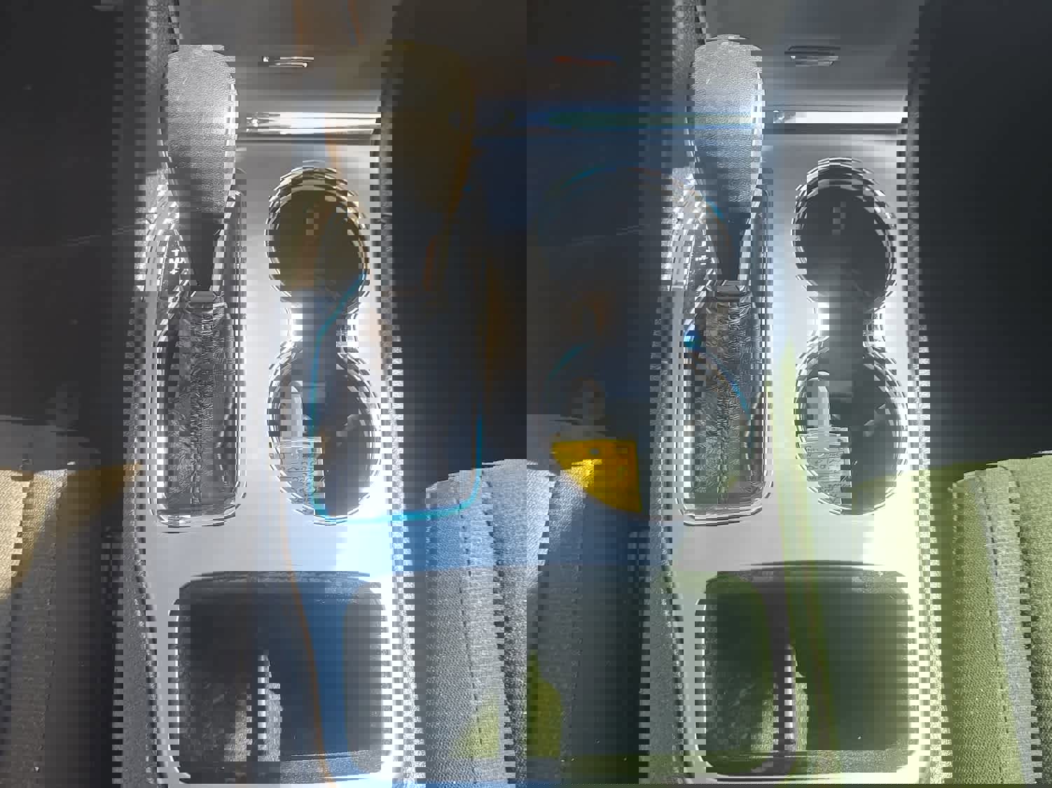 Used 2020 Jeep Grand Cherokee Laredo w/ 18" Wheel & 8.4" Radio Group image 15