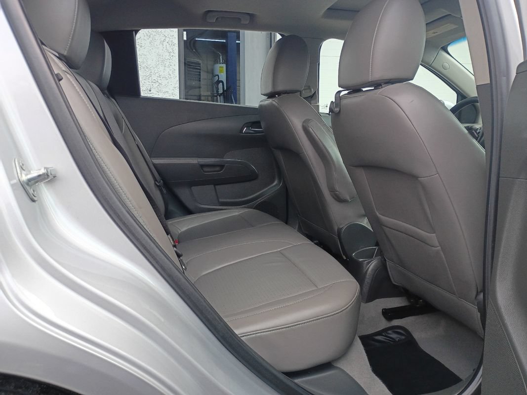 Used 2012 Chevrolet Sonic LTZ FWD image 18