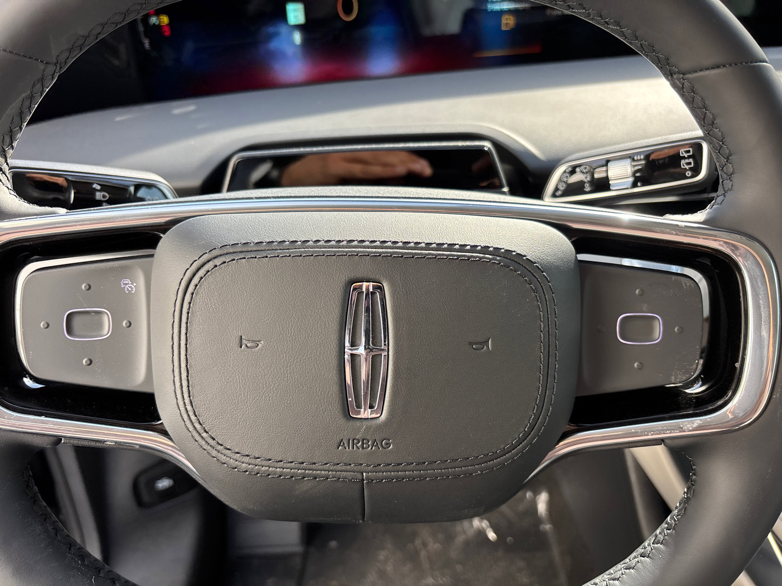 New 2026 Lincoln Nautilus Premier image 16