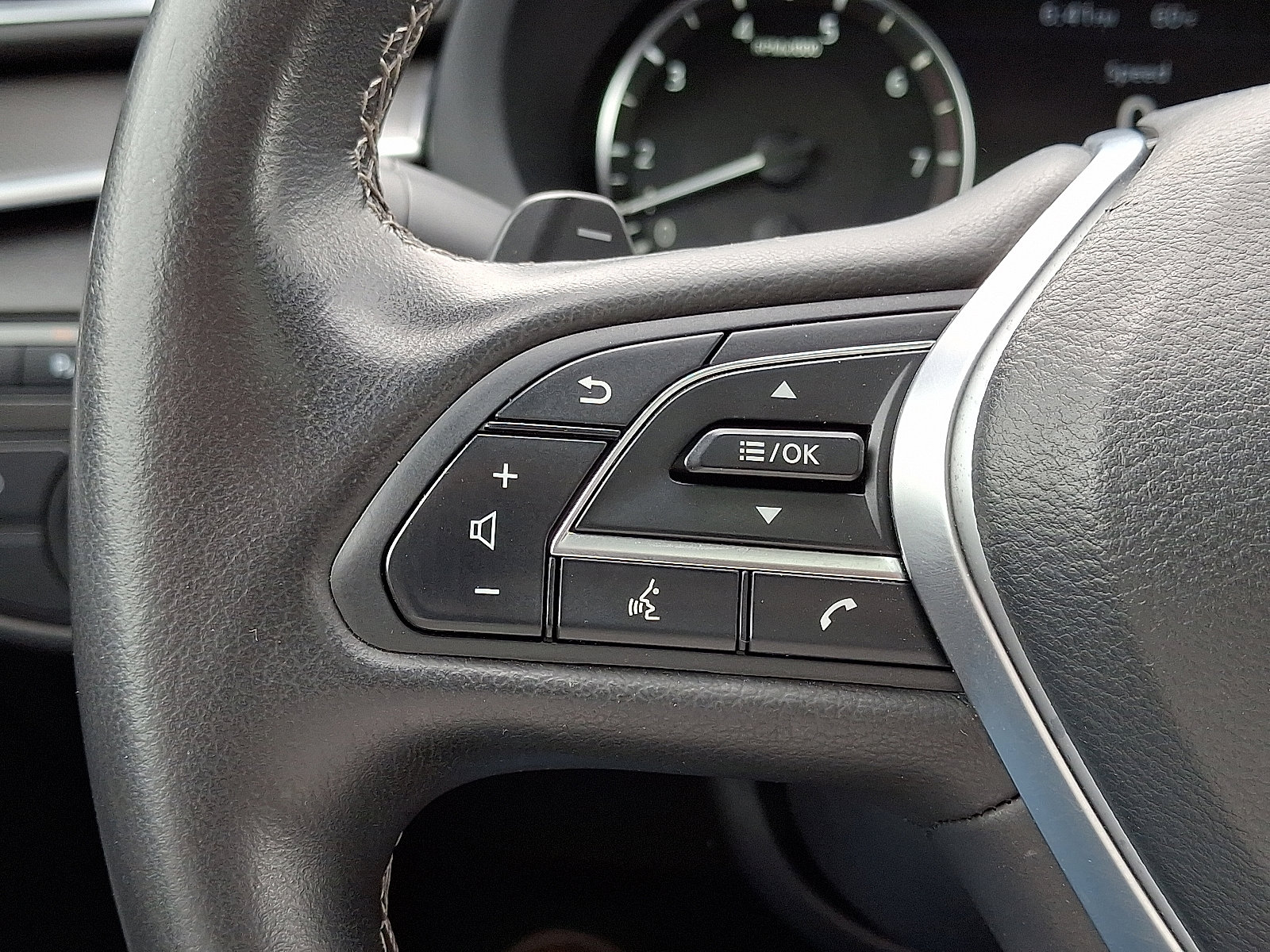 Used 2024 INFINITI QX55 Luxe w/ Cargo Package AWD/4WD image 22