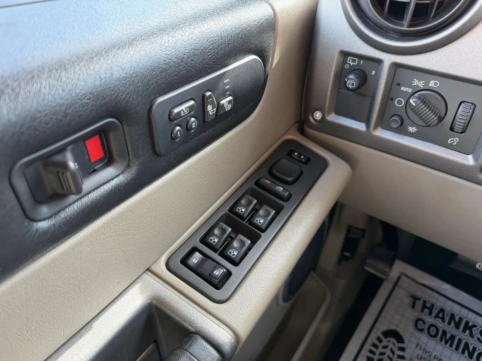 Used 2003 HUMMER H2 w/ Preferred Equipment Group AWD/4WD image 28