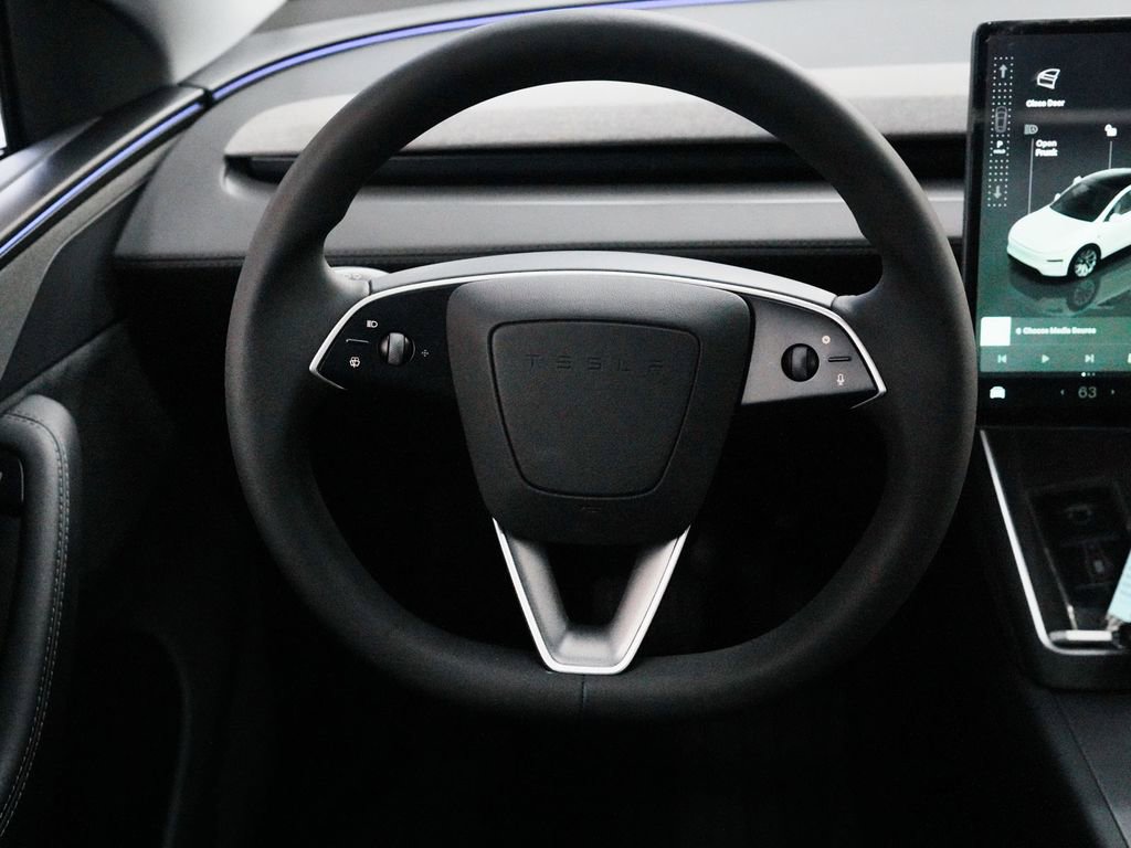 Used 2026 Tesla Model Y Long Range image 20