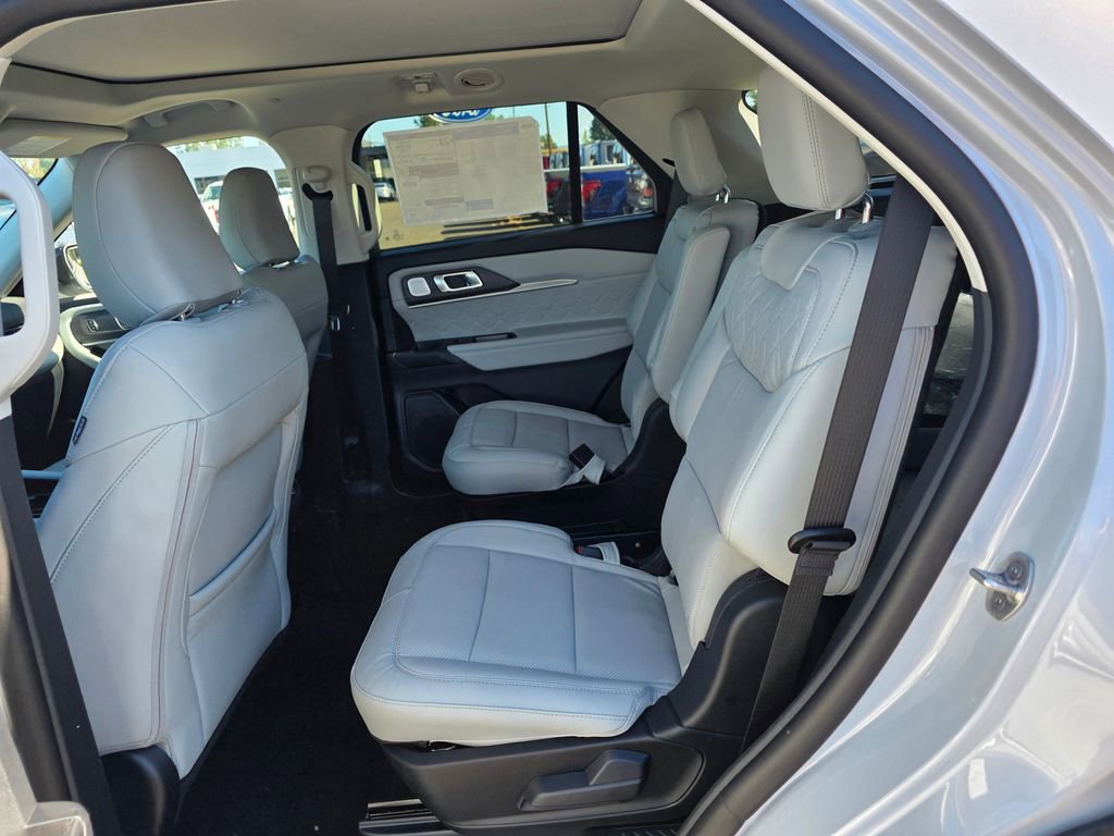 New 2026 Ford Explorer Platinum AWD/4WD image 18