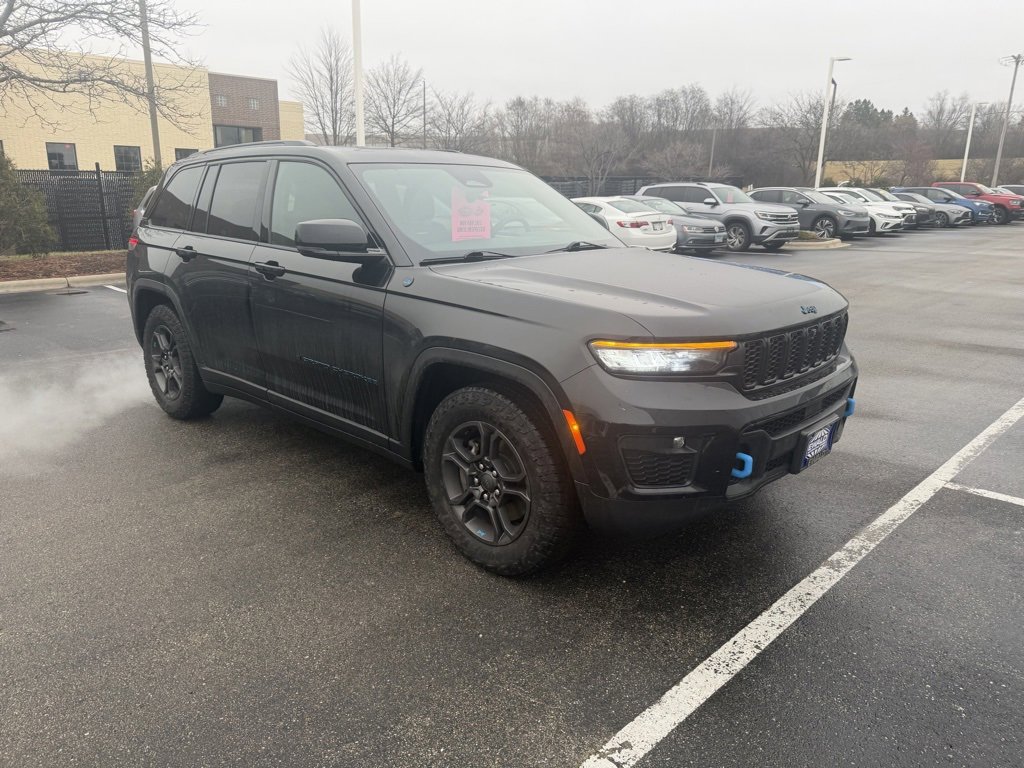 Used 2024 Jeep Grand Cherokee Trailhawk w/ Luxury Tech Group III image 8