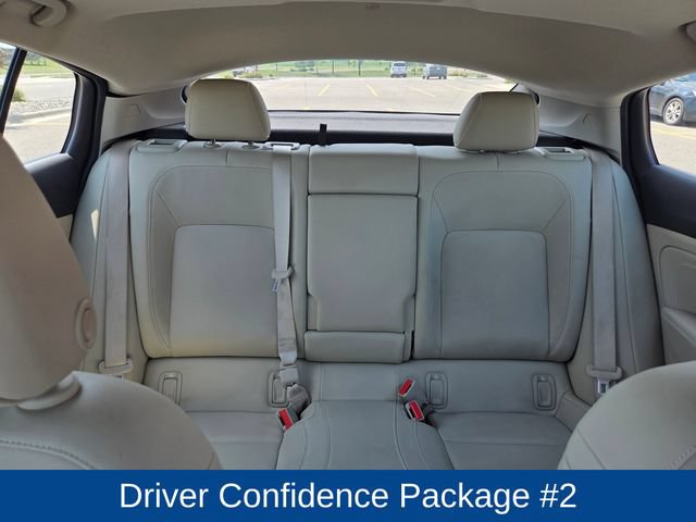 Used 2018 Buick Regal Essence w/ Driver Confidence Package #1 AWD/4WD image 35