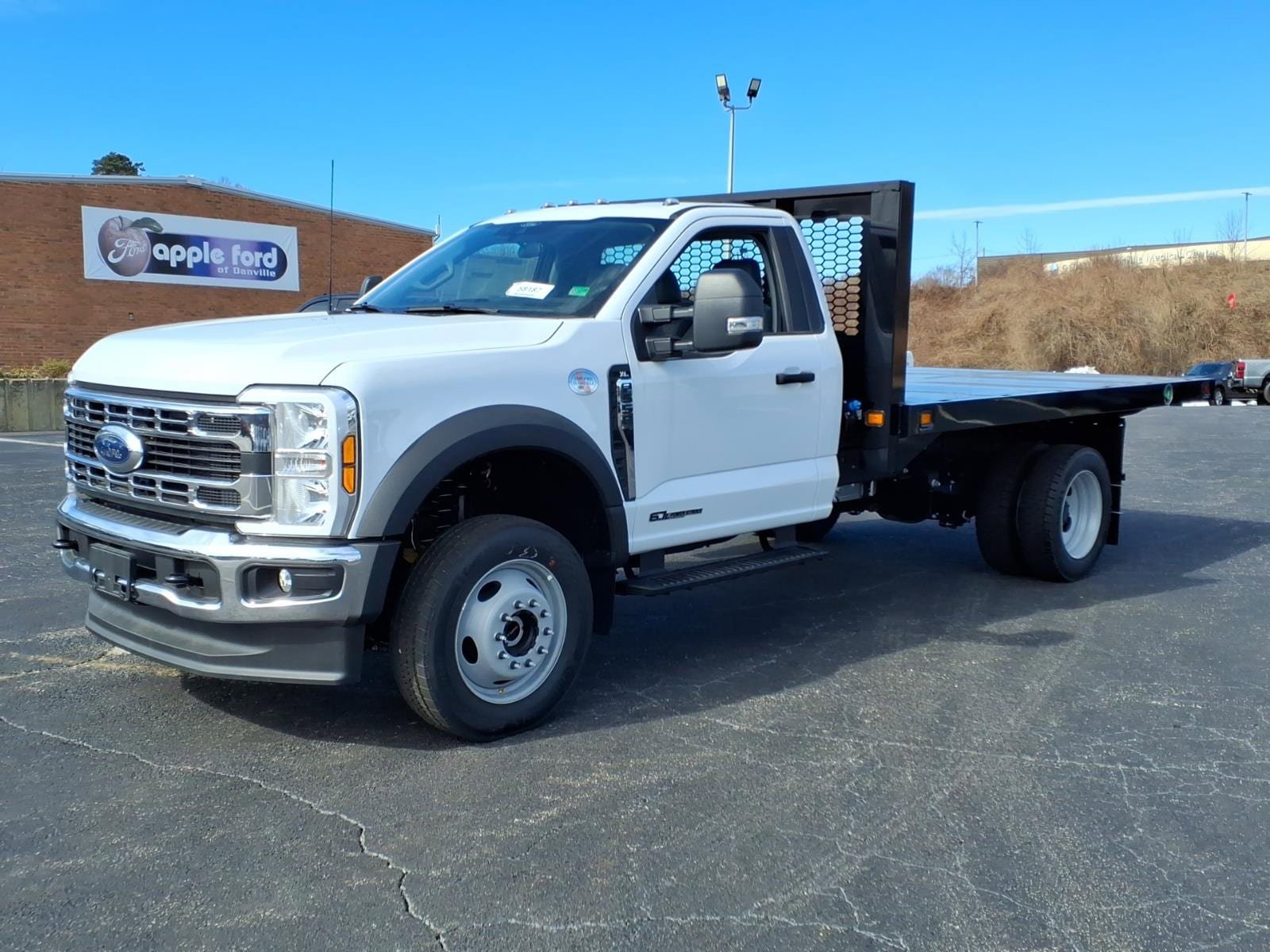 New 2025 Ford F550 4x4 Regular Cab Super Duty image 32