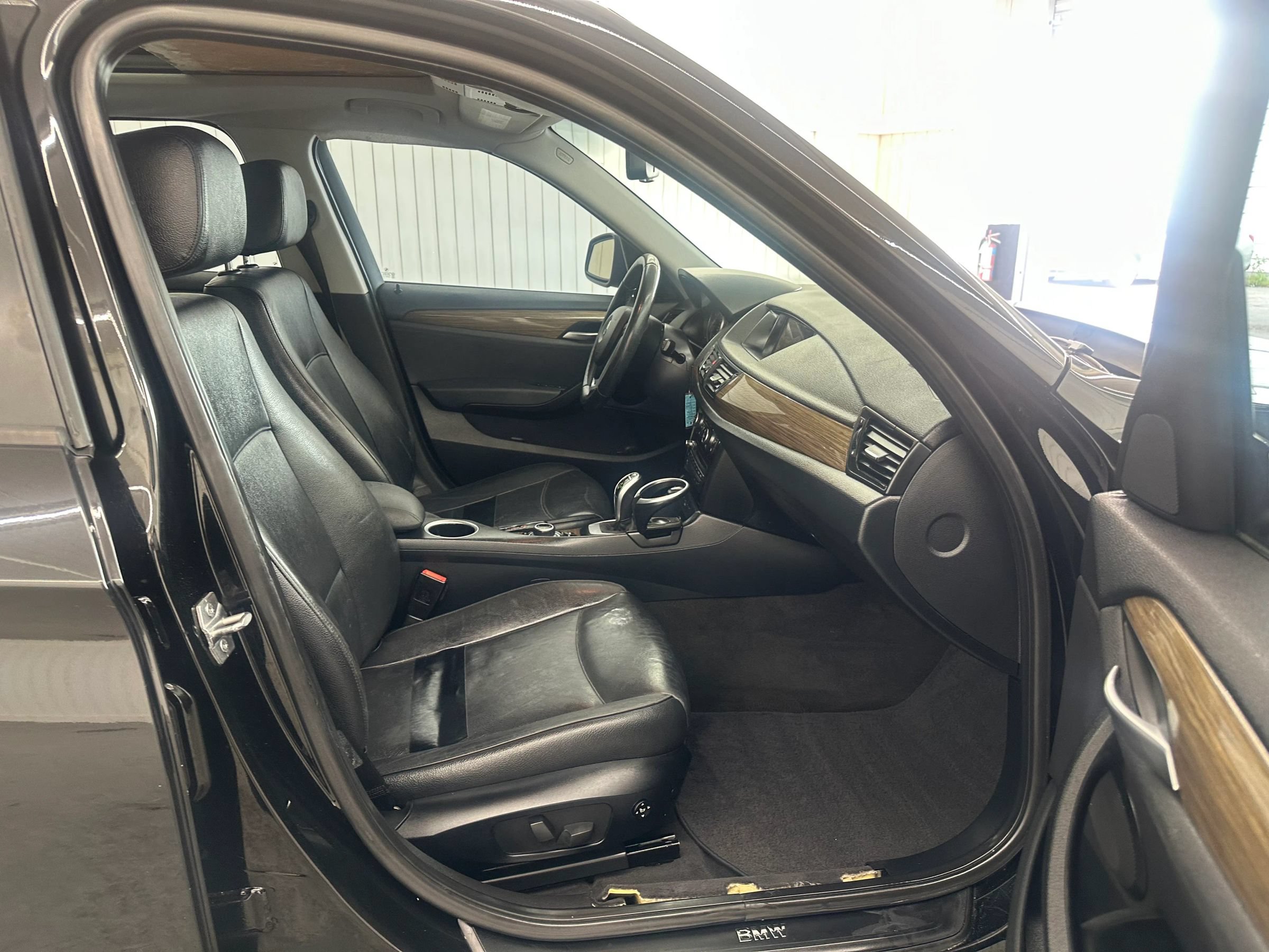 Used 2013 BMW X1 sDrive28i RWD image 13