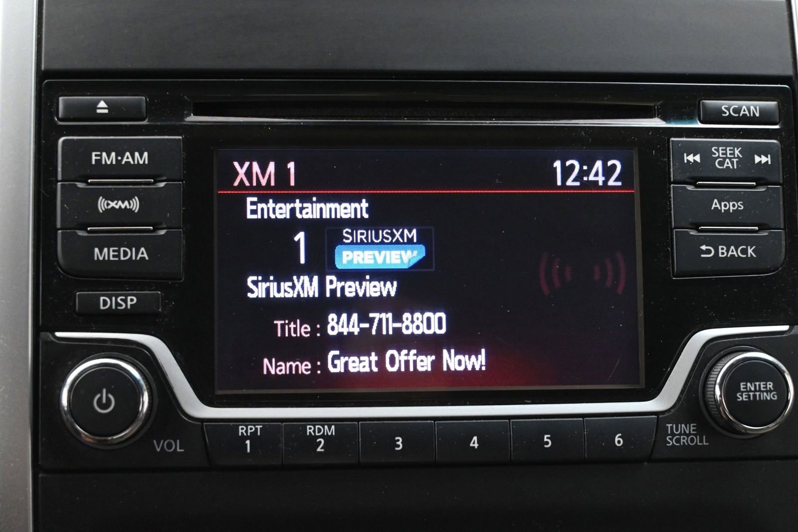 Used 2015 Nissan Frontier SV RWD image 14