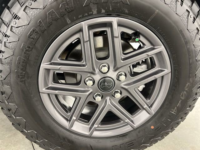 Used 2022 Jeep Wrangler Sport image 33