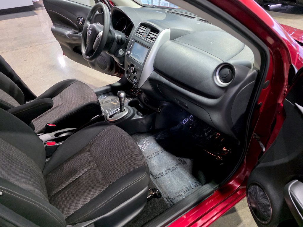 Used 2018 Nissan Versa SV FWD image 17