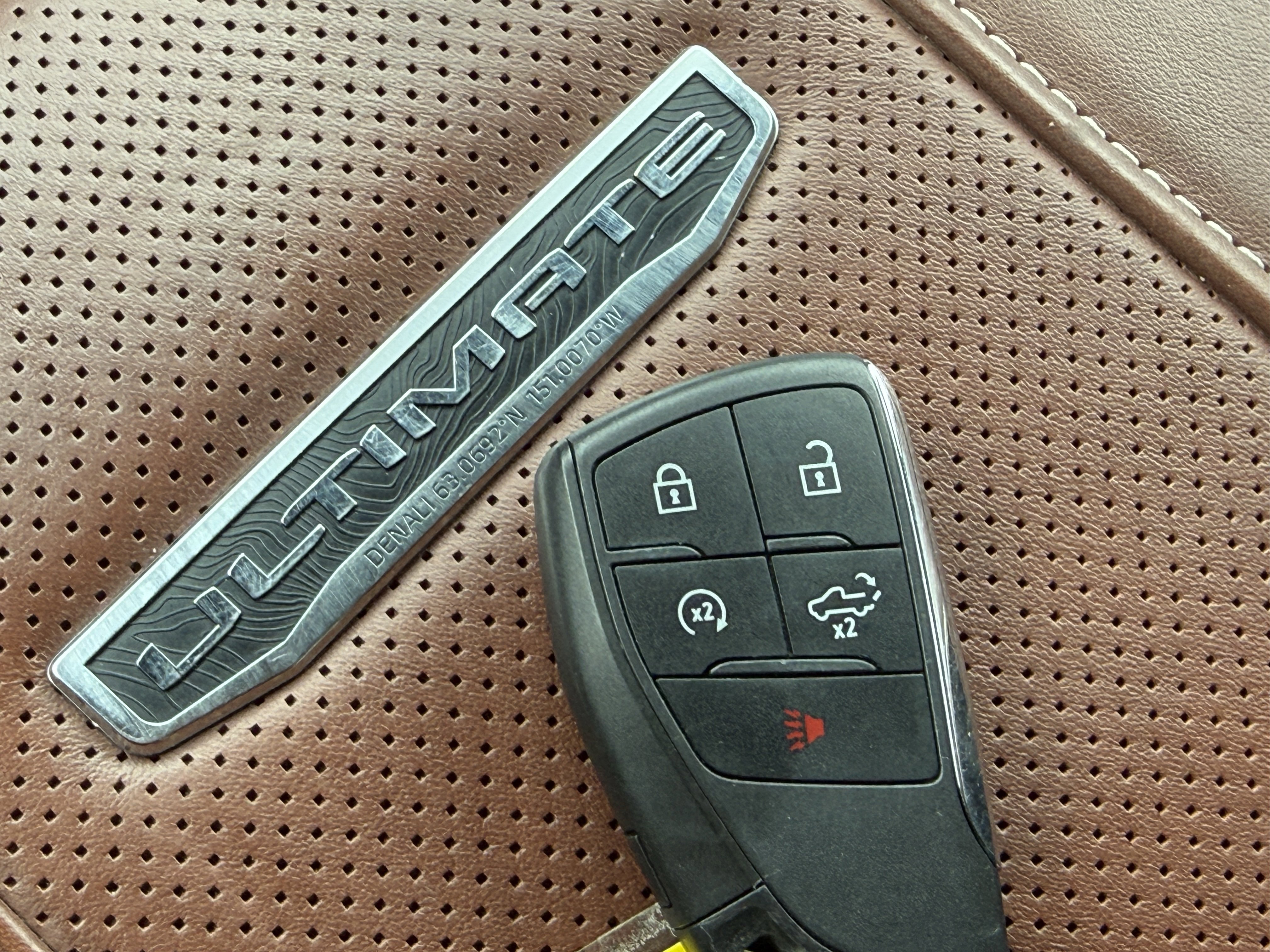 Used 2025 GMC Sierra 2500 Denali Ultimate image 44