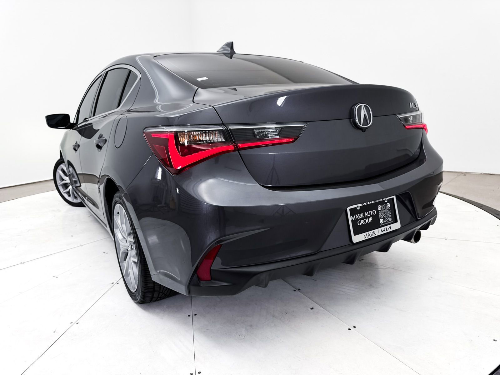 Used 2020 Acura ILX FWD image 7