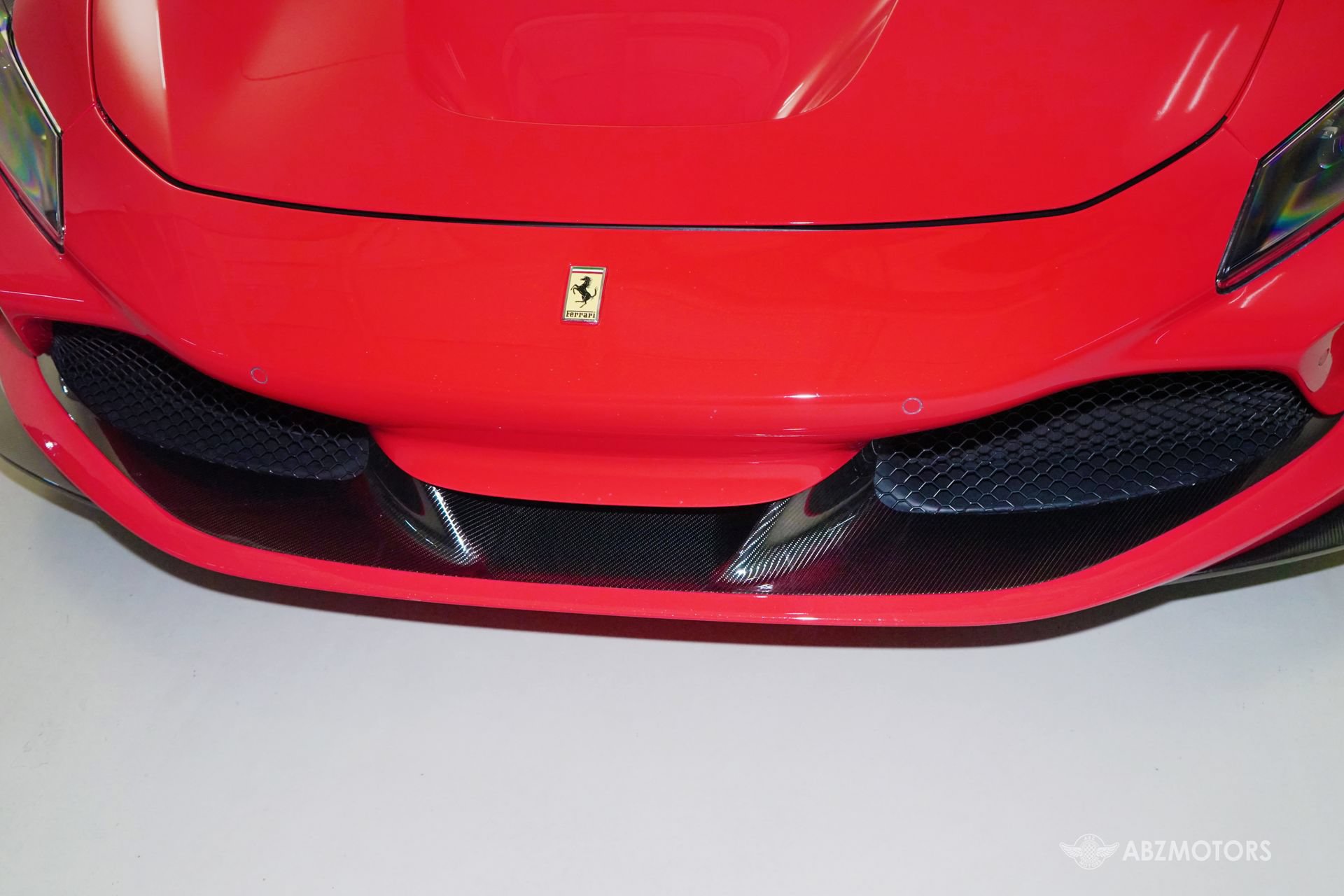 Used 2021 Ferrari F8 Tributo RWD image 11