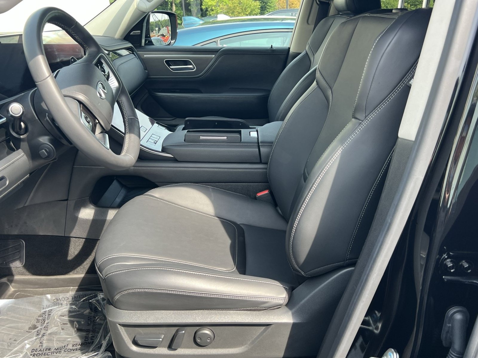 Used 2025 INFINITI QX80 Pure AWD/4WD image 8