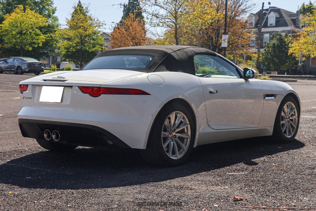 Used 2017 Jaguar F-TYPE Convertible image 18