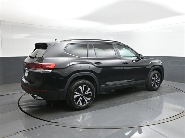 New 2026 Volkswagen Atlas SE image 15