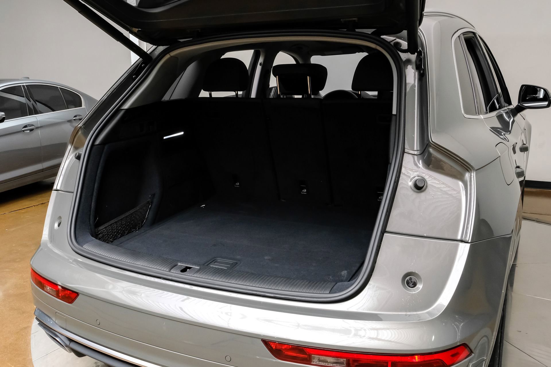 Used 2023 Audi Q5 2.0T Premium Plus w/ Premium Plus Package AWD/4WD image 57