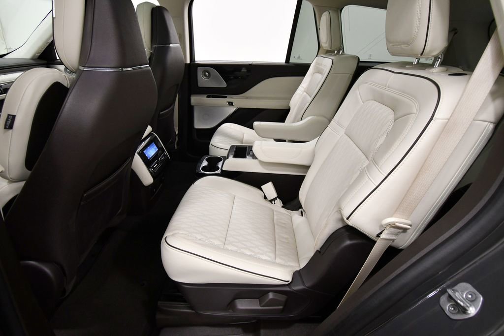 Used 2023 Lincoln Aviator Black Label image 15