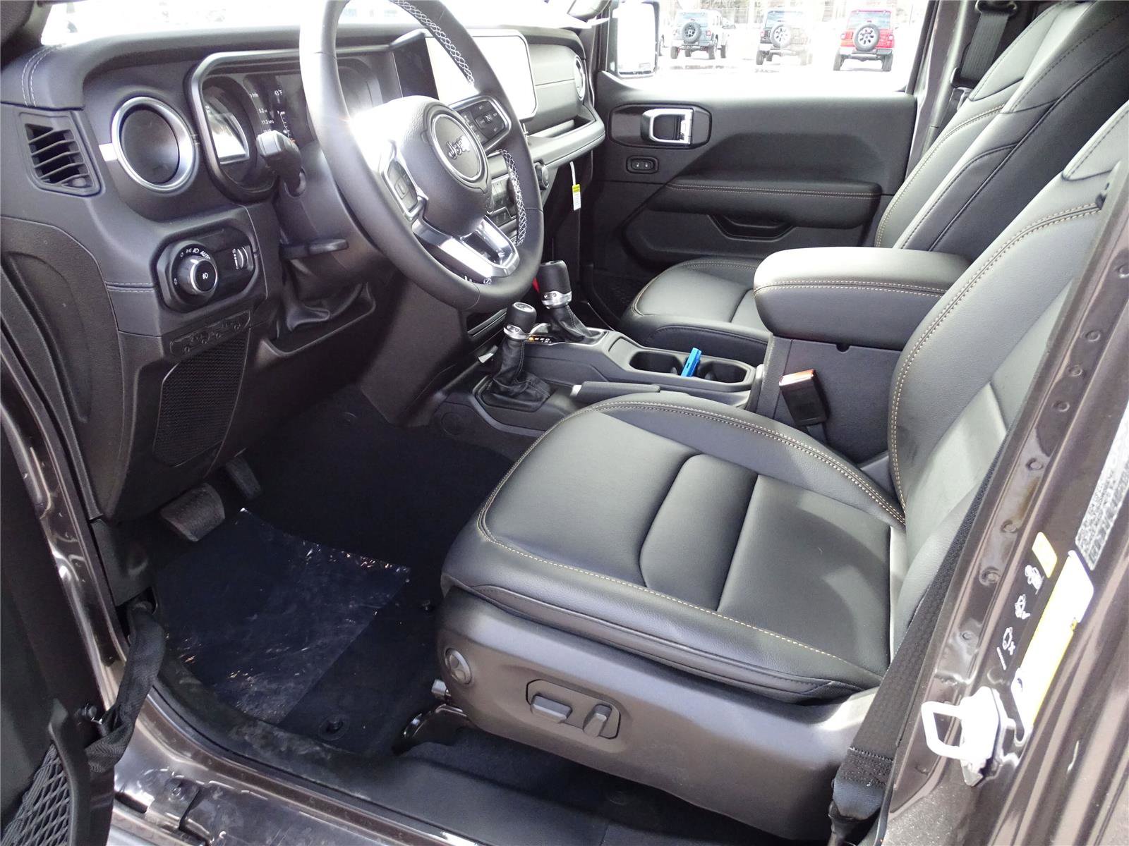 New 2025 Jeep Wrangler Sahara w/ Safety Group image 22