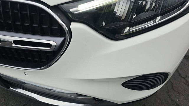 Used 2024 Mercedes-Benz GLC 300 image 24