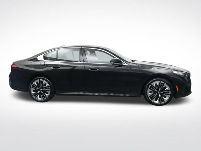 New 2027 BMW 530i xDrive w/ Premium Package AWD/4WD image 3
