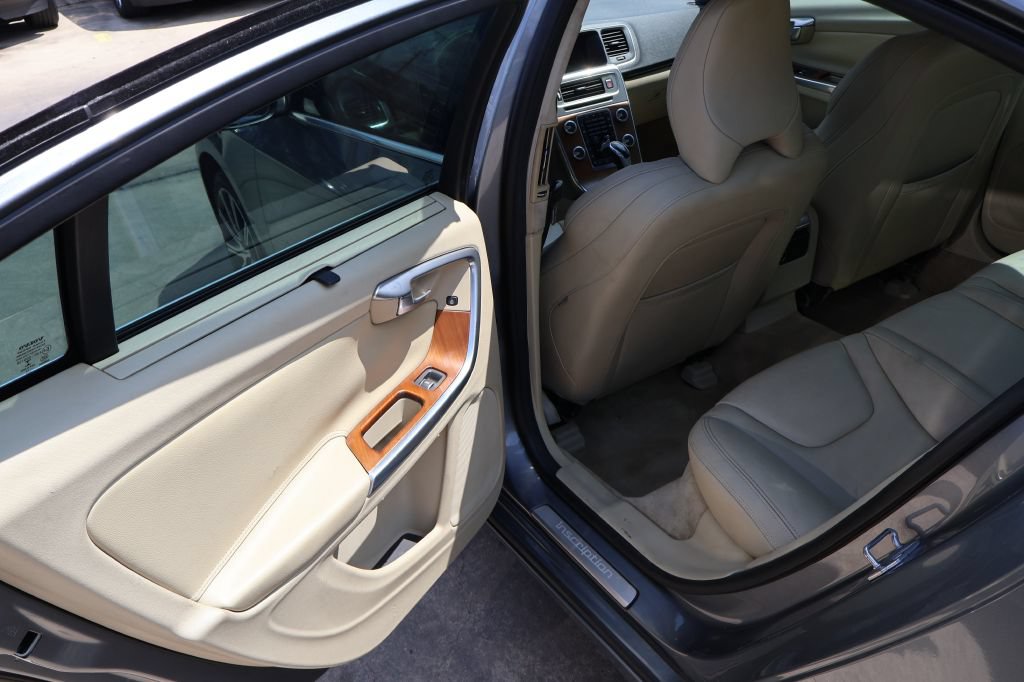 Used 2016 Volvo S60 T5 Premier FWD image 16