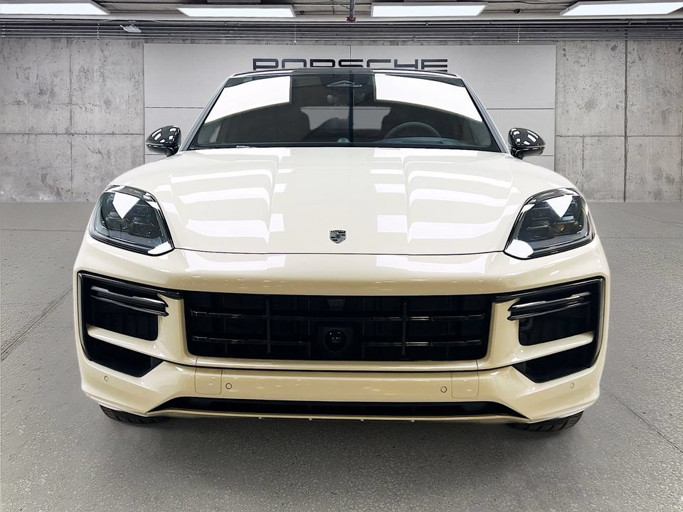 Certified 2026 Porsche Cayenne Turbo AWD/4WD image 6