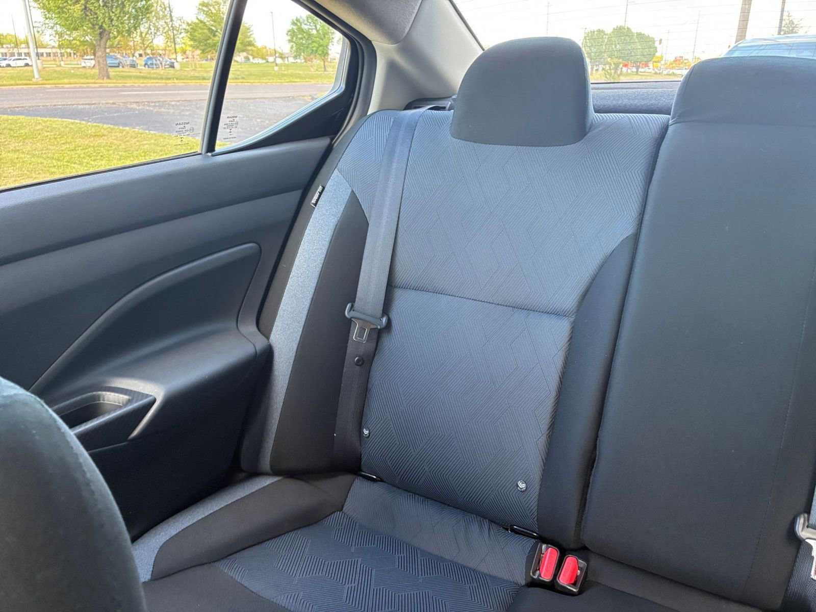 Used 2025 Nissan Versa SV image 37