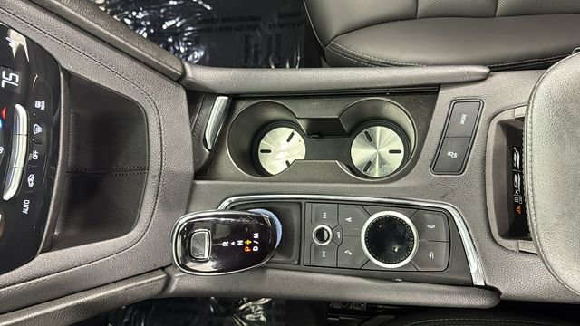 Used 2025 Cadillac XT5 Premium Luxury image 30