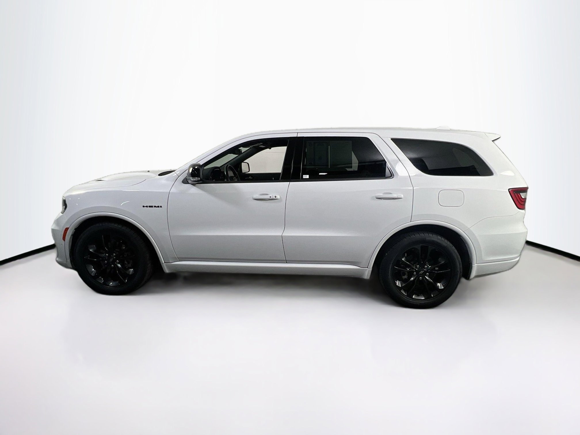 Used 2022 Dodge Durango R/T w/ Blacktop Package AWD/4WD image 8