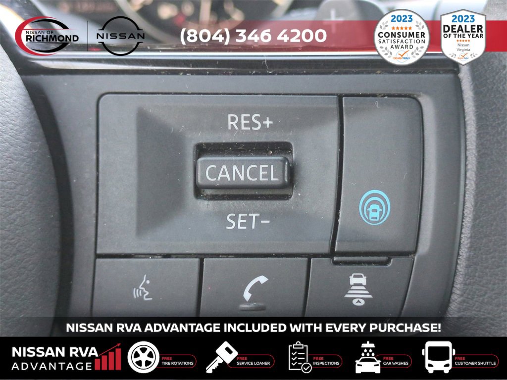 Used 2023 Nissan Rogue SV image 25