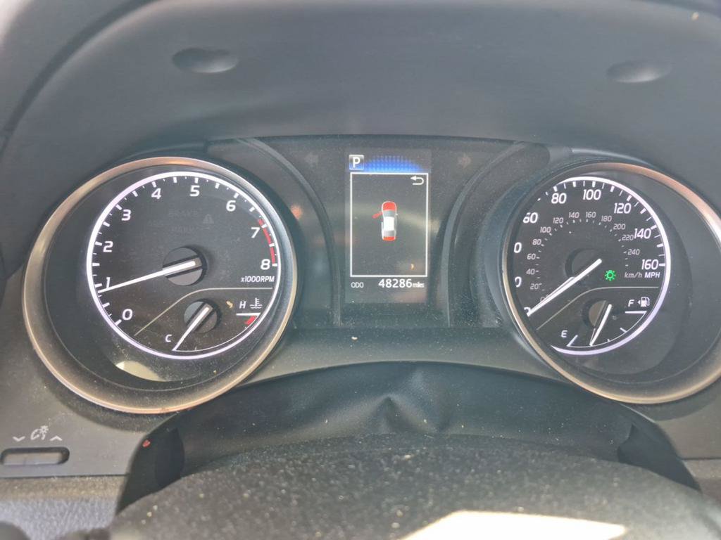 Used 2022 Toyota Camry SE FWD image 12