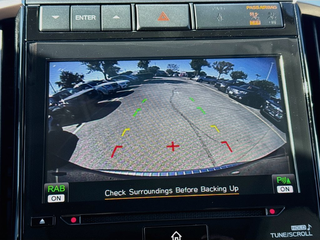Used 2020 Subaru Ascent Limited w/ Technology Package AWD/4WD image 16