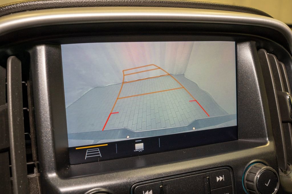 Used 2020 GMC Canyon SLE w/ Elevation Edition image 13