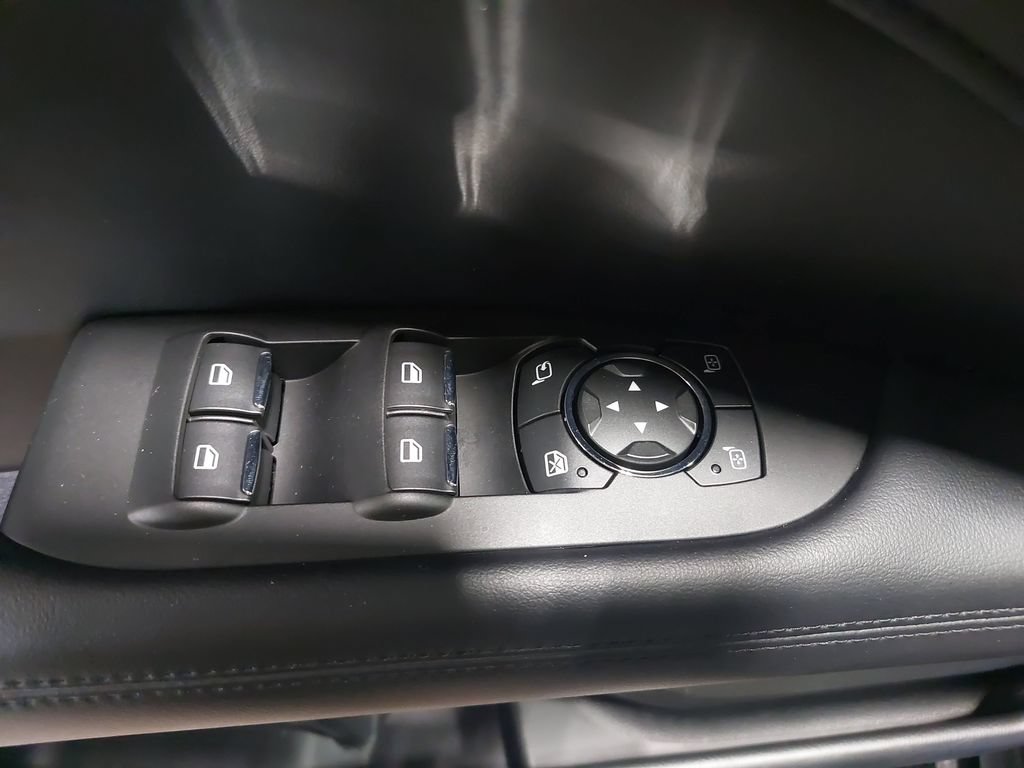 Used 2017 Lincoln MKZ Reserve w/ Technology Package FWD image 29
