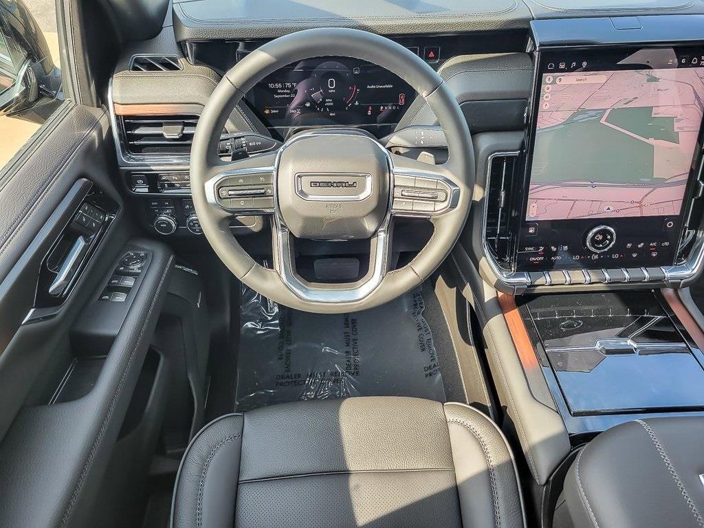 New 2026 GMC Yukon Denali w/ Sun & Power Step Package image 14