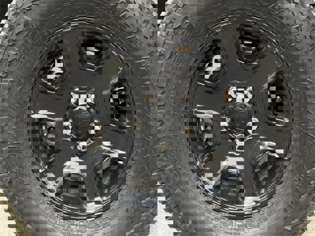 Used 2022 Jeep Gladiator Mojave w/ LED Lighting Group image 8