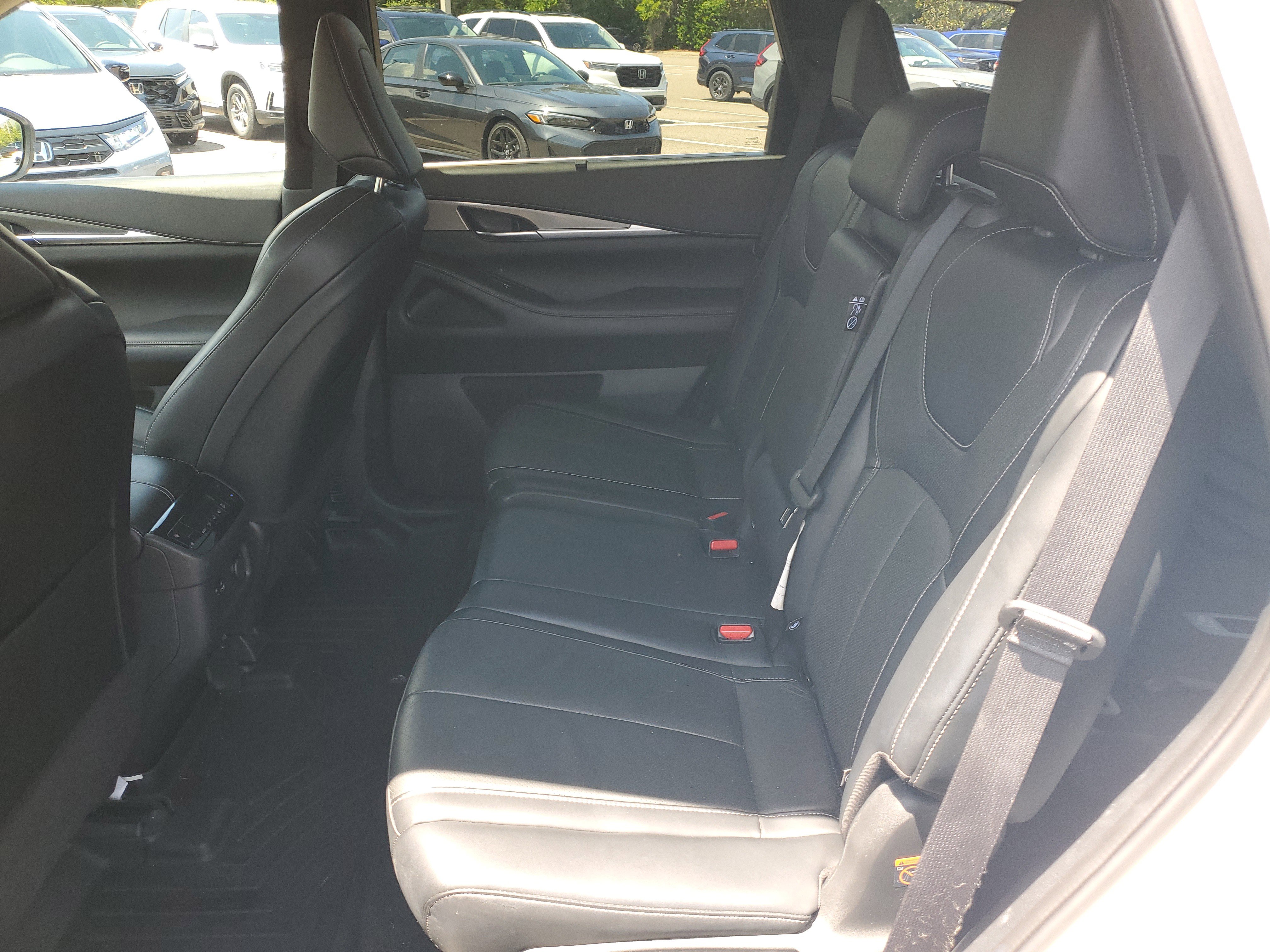 Used 2023 INFINITI QX60 Luxe image 21