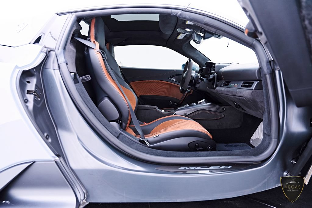 Used 2023 Maserati MC20 Spyder RWD image 34