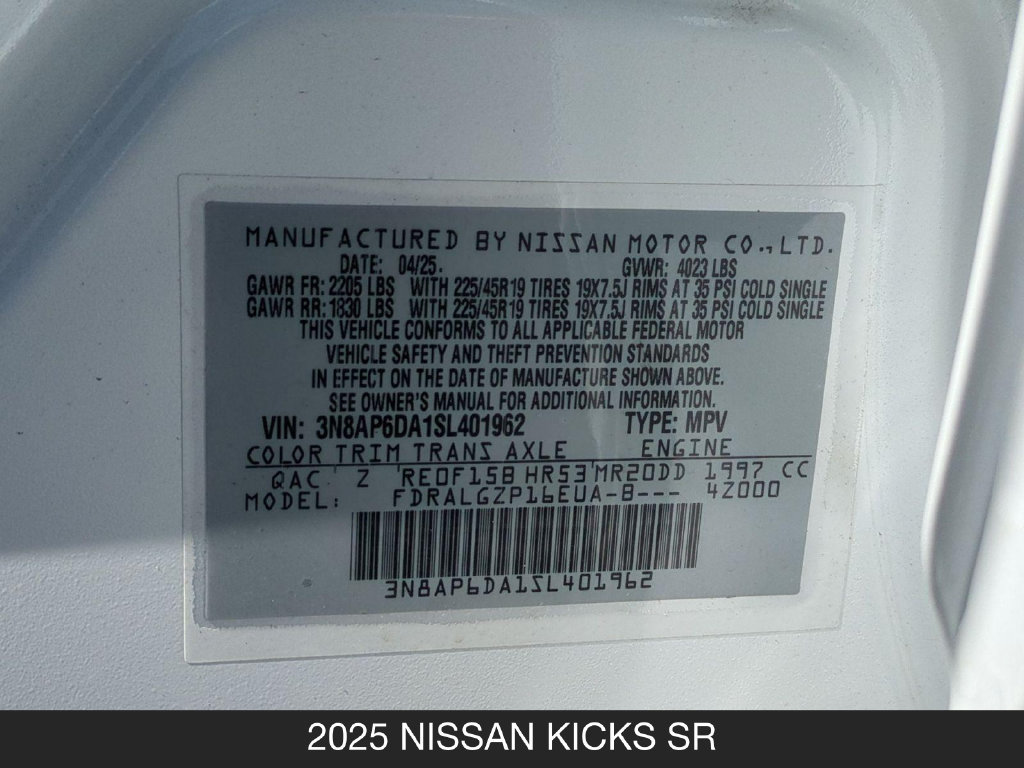 Certified 2025 Nissan Kicks SR FWD image 24
