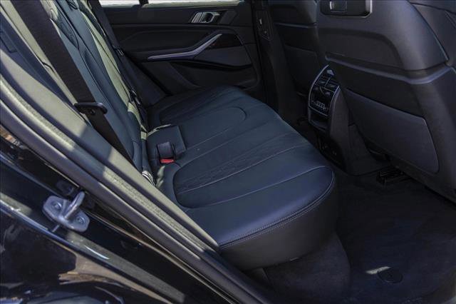 Used 2025 BMW X5 xDrive50e image 26