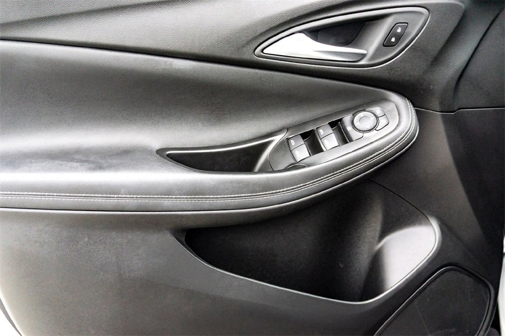 Used 2025 Buick Encore GX Preferred w/ Comfort Package image 10